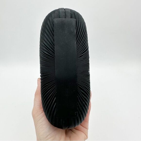 VINTAGE Hard Case Black Satin Micro Pleated Convertible Evening Bag - Picture 6 of 12